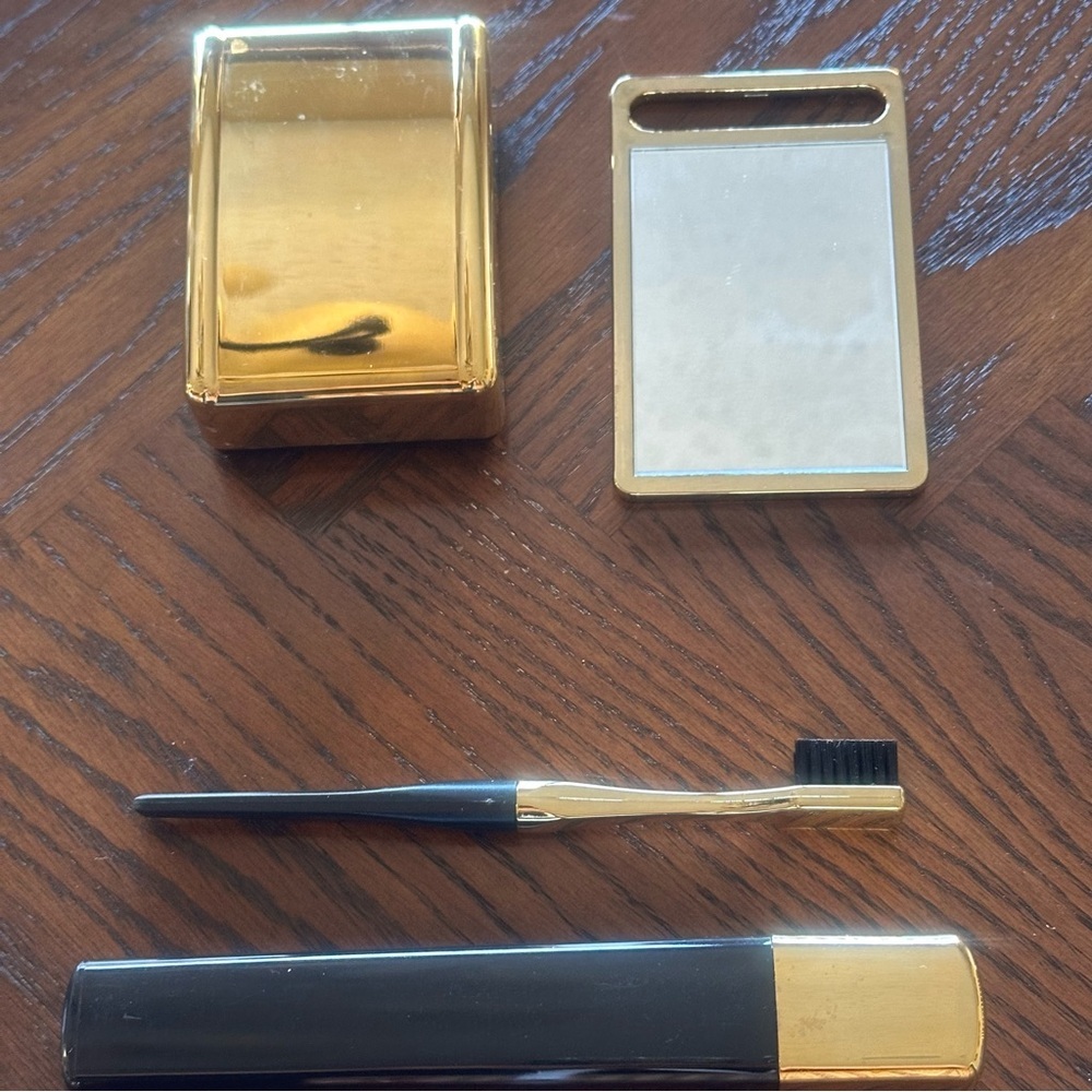Vintage 1970s Royce Leather Men’s Grooming Kit - Made in Austria Gold Tone Tools - Picture 7 of 17
